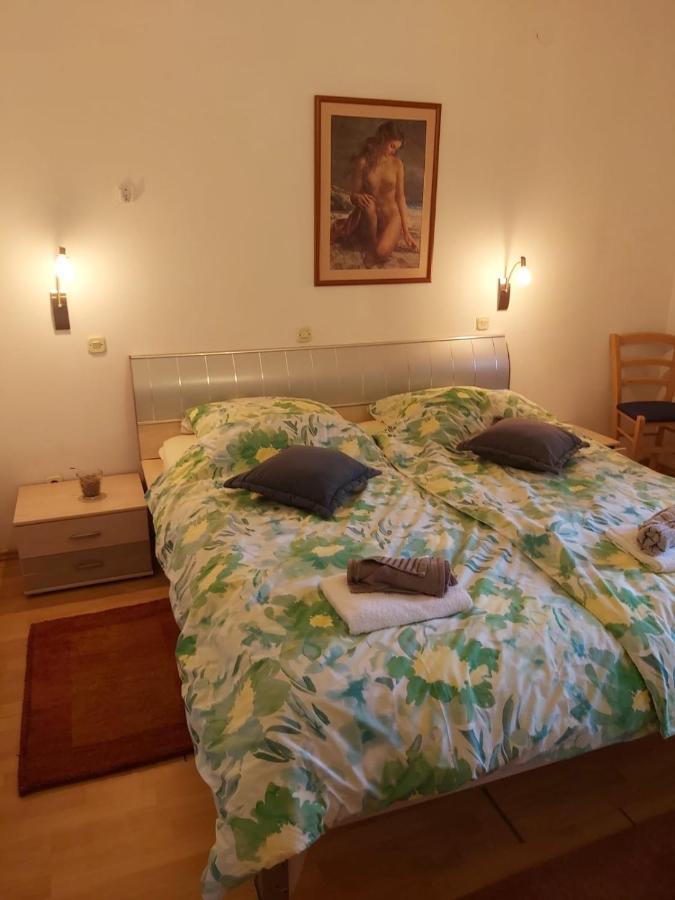 Apartments & Rooms Neno トゥリバニ・クルシサ エクステリア 写真